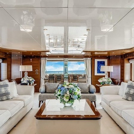 O'Ceanos yacht salon