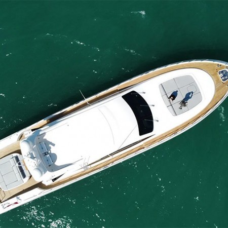 ONLY ONE Yacht Charter | 28.27m Mangusta