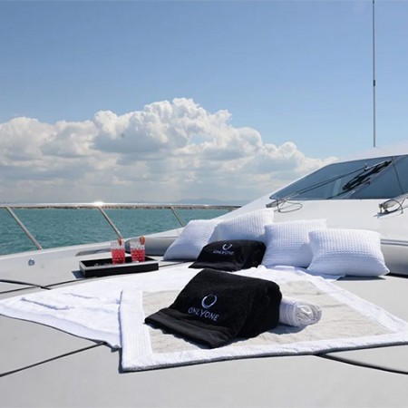 ONLY ONE Yacht Charter | 28.27m Mangusta