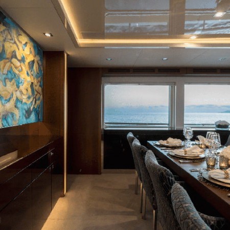 Orizzonte yacht dining area