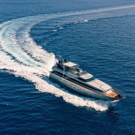 oval yacht charter Greece