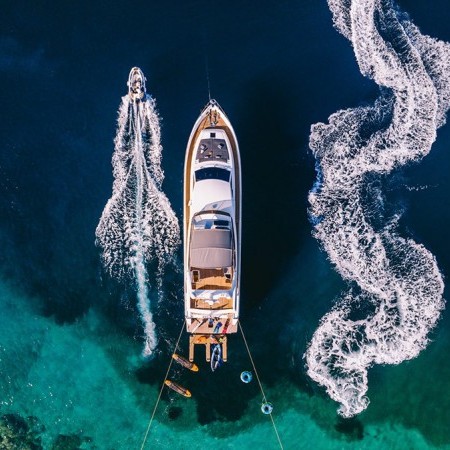 aerial view of Oxygen 8 yacht