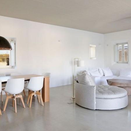 Paros villa for rent at Golden Beach