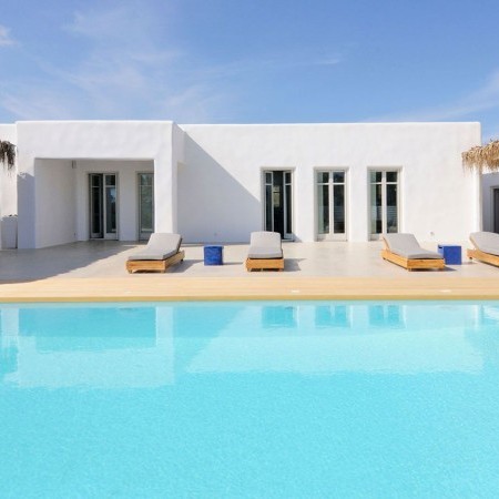 villa for rent at Golden Beach Paros