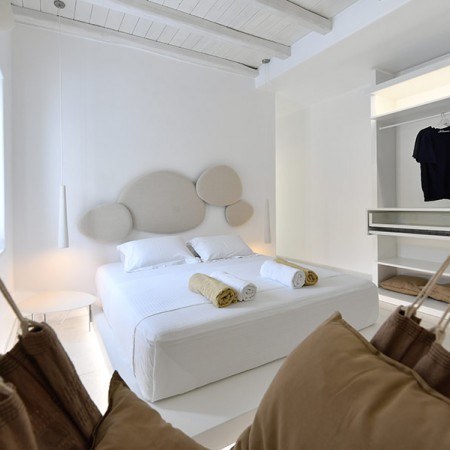 luxurious double bedroom