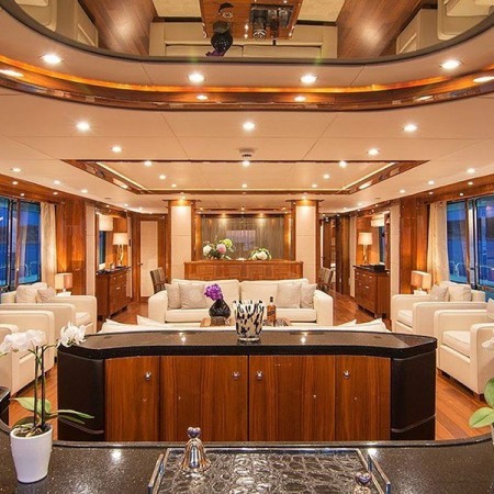 Pathos yacht salon