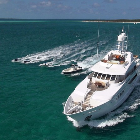 Perle Bleue Yacht charter