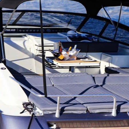 Daily yacht charters Mykono