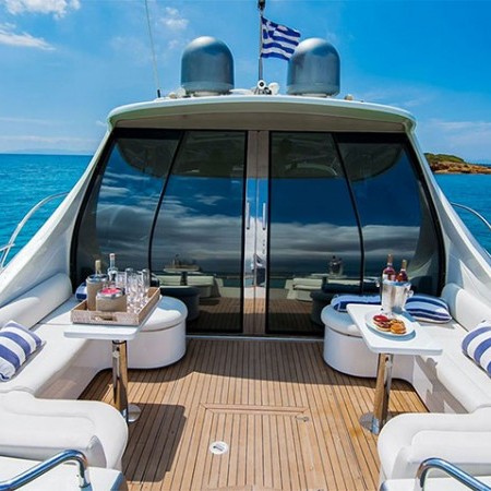 Pershing 68 daily yacht Mykonos