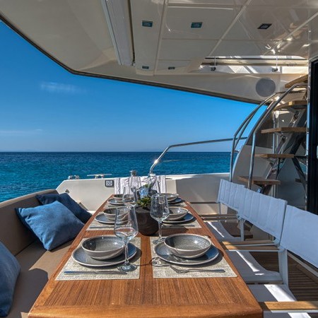 prestige 550 yacht mykonos