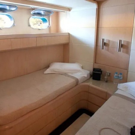 cabin for 2 charter guests