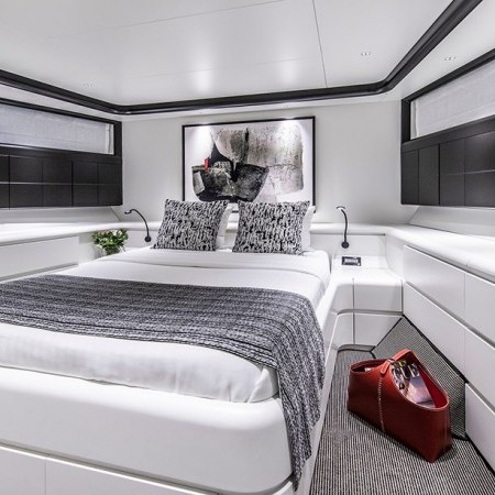 cabin for 2 charter guests