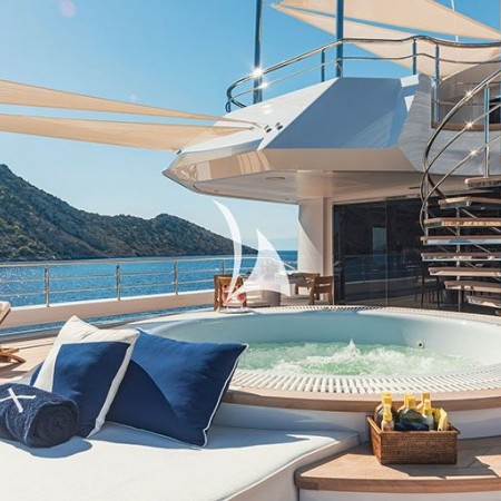 Jacuzzi on board Project X yacht