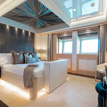 Quantum of Solace yacht cabin