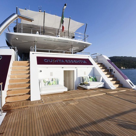 Quinta Essentia superyacht swim platform