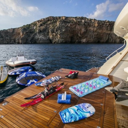 Rini yacht swim platform