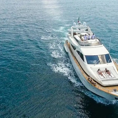 RIVIERA Yacht Charter | 24m Alalunga
