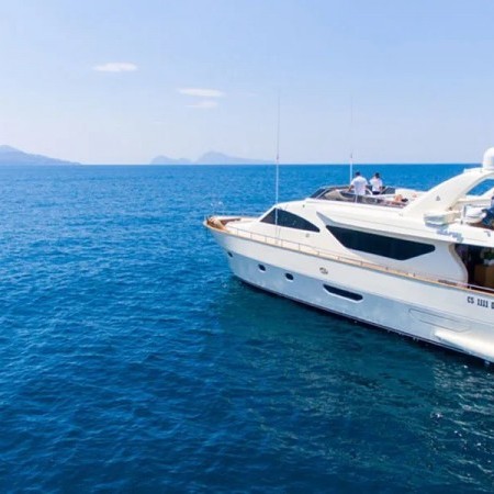 RIVIERA Yacht Charter | 24m Alalunga