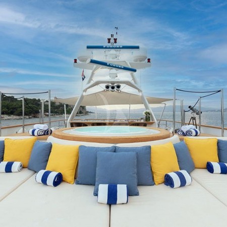 deck sunbed lounge