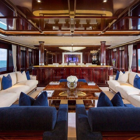 salon of Rock.it yacht