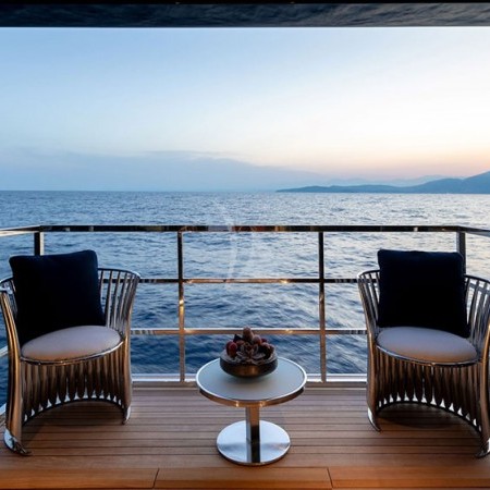 yacht charter Greece with Sarastar