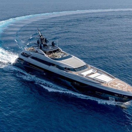 Sarastar yacht charter
