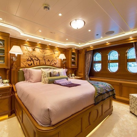 Sea Owl yacht charter cabin