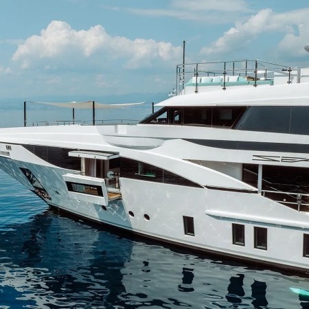 Seagull MRD Benetti superyacht charter