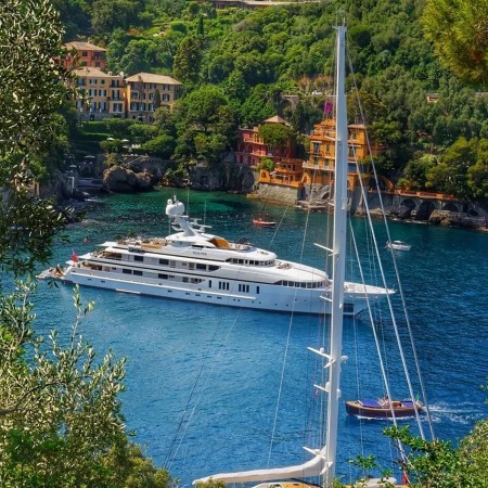 aerial view of sealion yacht