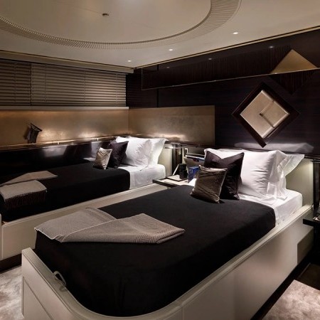 cabin for 2 charter guests