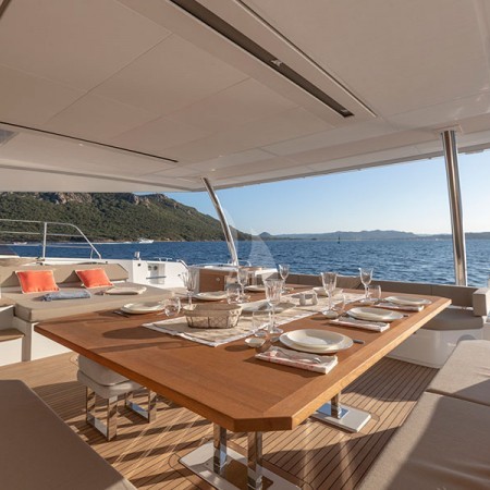 serenissima yacht charter