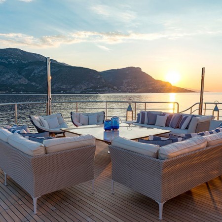 serenity yacht charter Greece