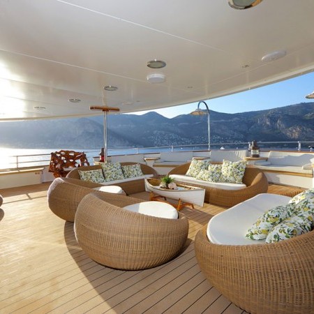 spacious deck lounge