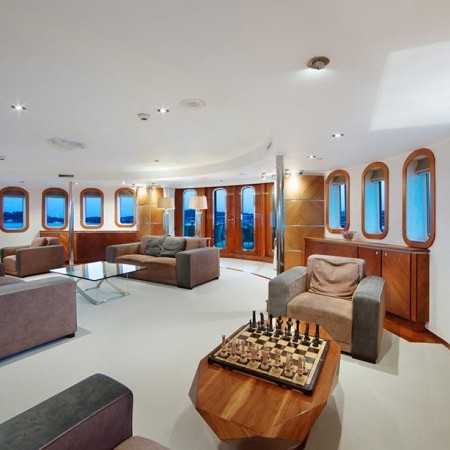 Sherakhan yacht salon