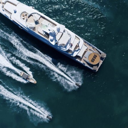 Siren yacht aerial view