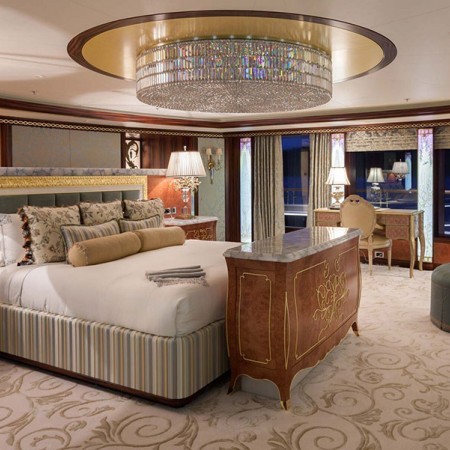 Solandge yacht  cabin