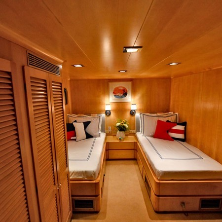 cabin for 2 charter guests