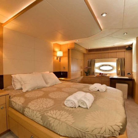 double cabin on Stella 117 yacht 