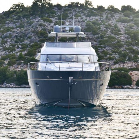 yacht's front view