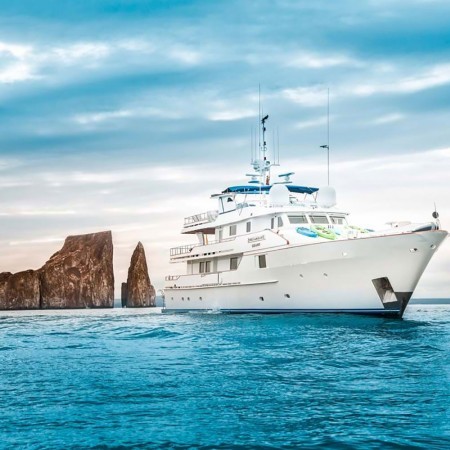 Stella Maris yacht charter