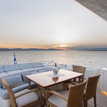 alfresco dining area