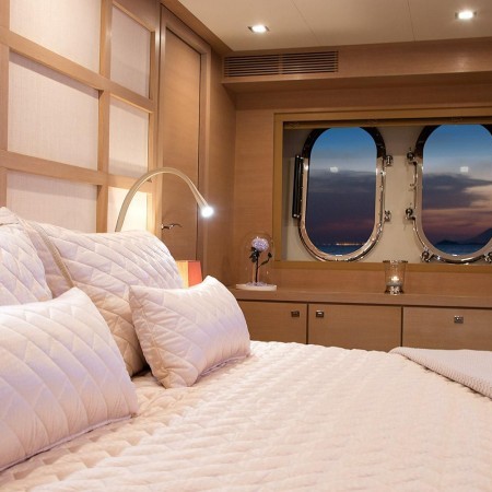 Sun Anemos yacht cabin