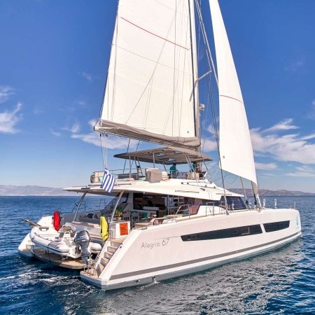 Sunmoon catamaran yacht