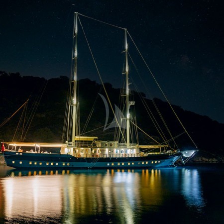 Tersane 8 yacht at night