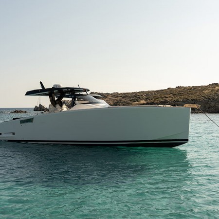 TESORO 40' Inboard | Yacht for rent in Mykonos