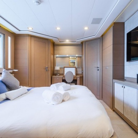 Thalyssa yacht double cabin