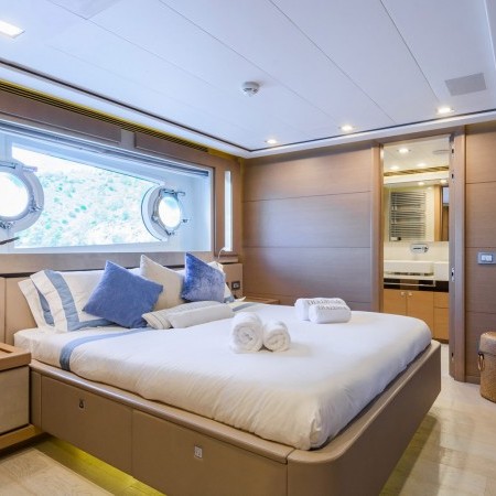 Thalyssa yacht double cabin