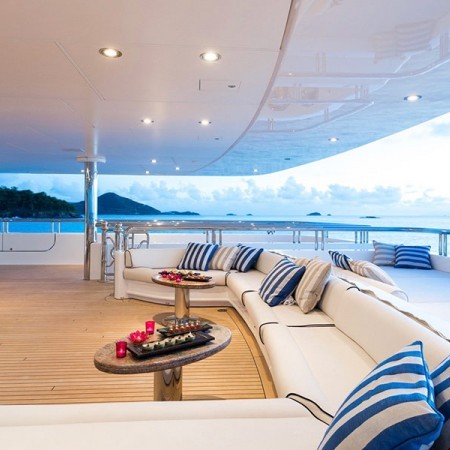 spacious deck lounge