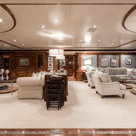 Titania yacht salon