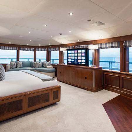 Titania yacht master cabin